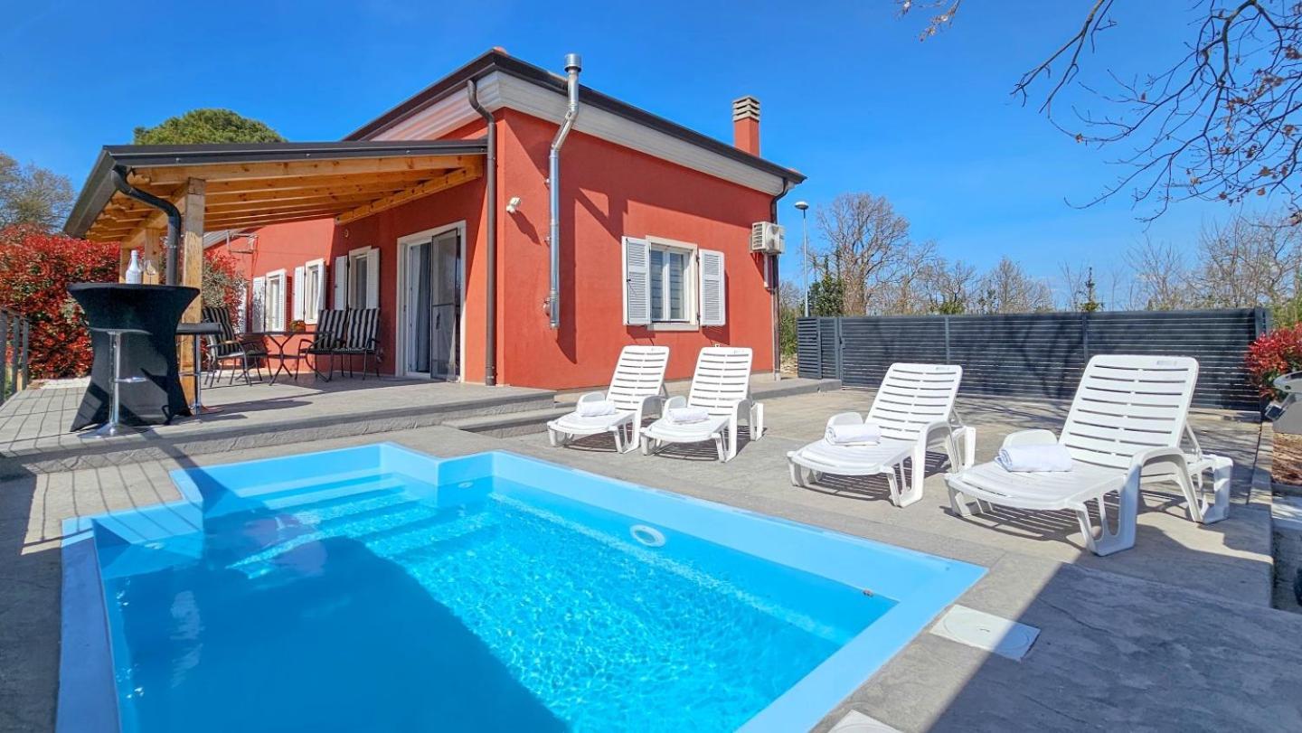 Casa Lutoma Villa Kmeti Luaran gambar
