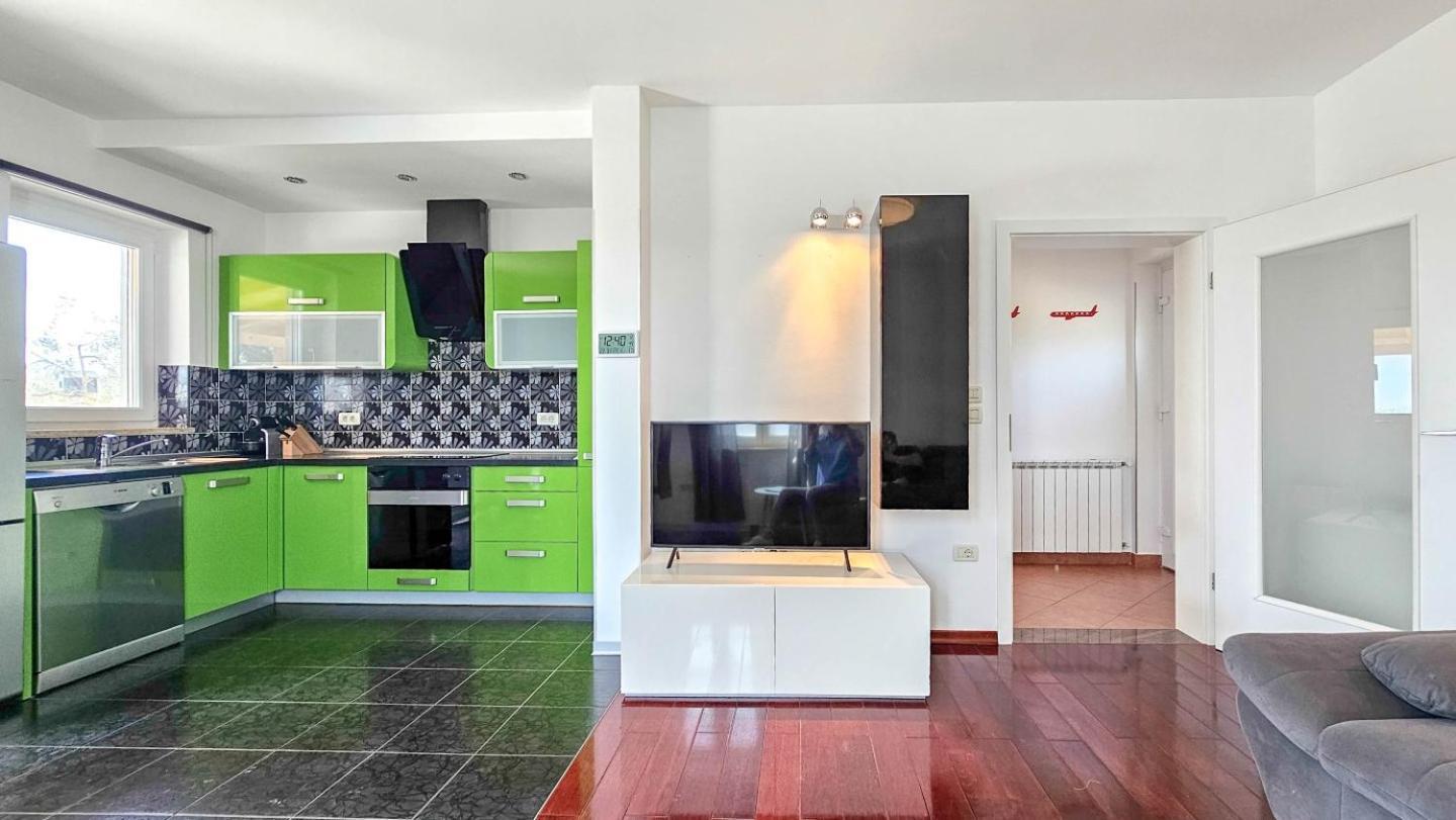 Casa Lutoma Villa Kmeti Luaran gambar
