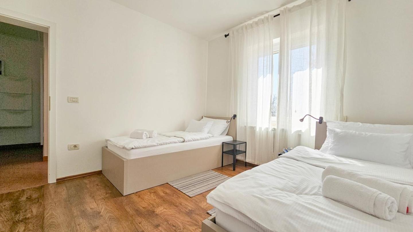 Casa Lutoma Villa Kmeti Luaran gambar