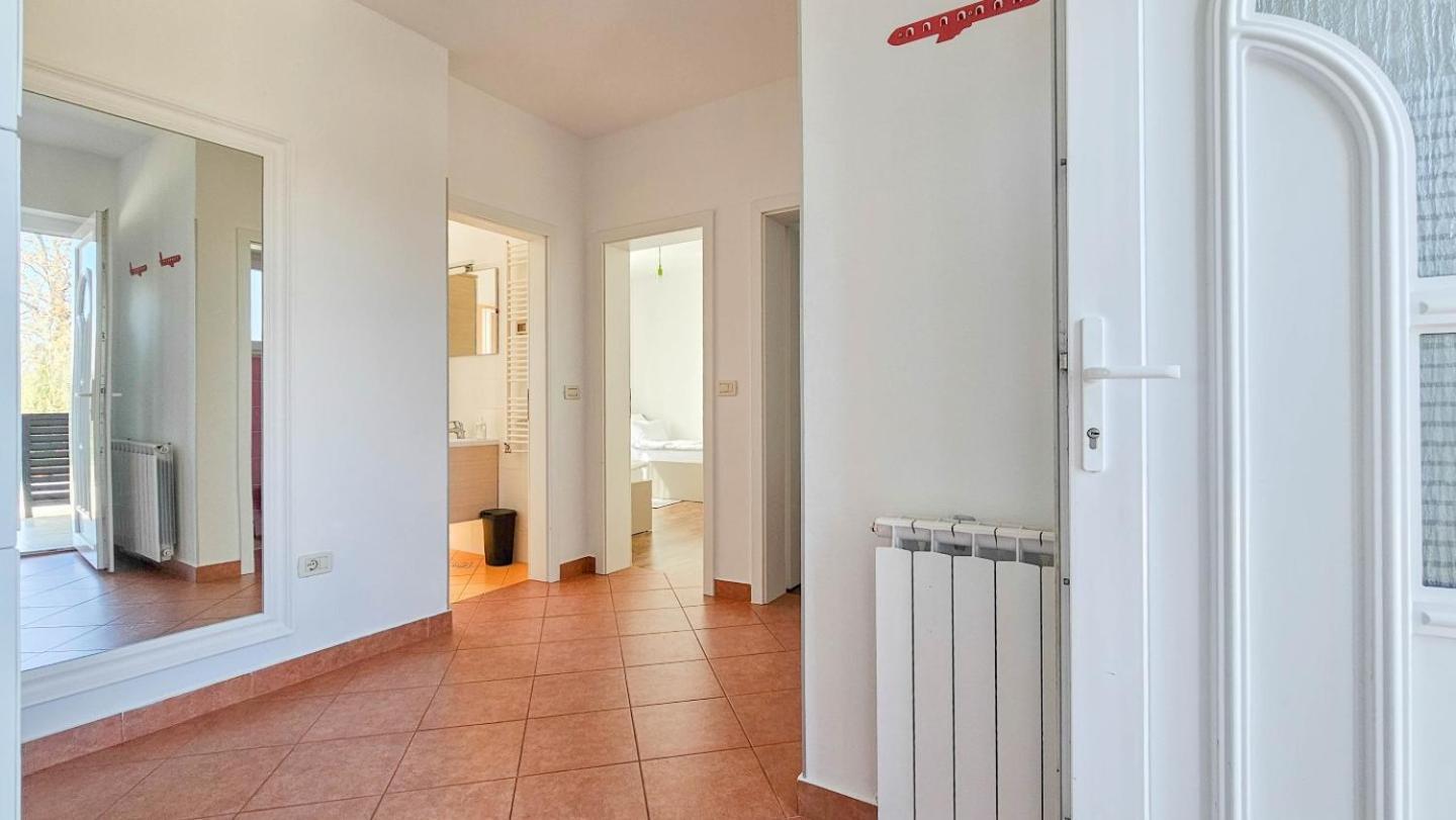 Casa Lutoma Villa Kmeti Luaran gambar