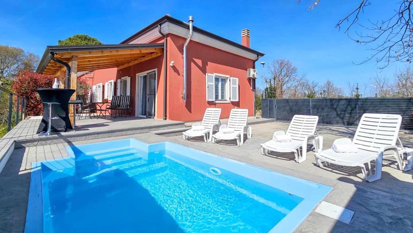 Casa Lutoma Villa Kmeti Luaran gambar