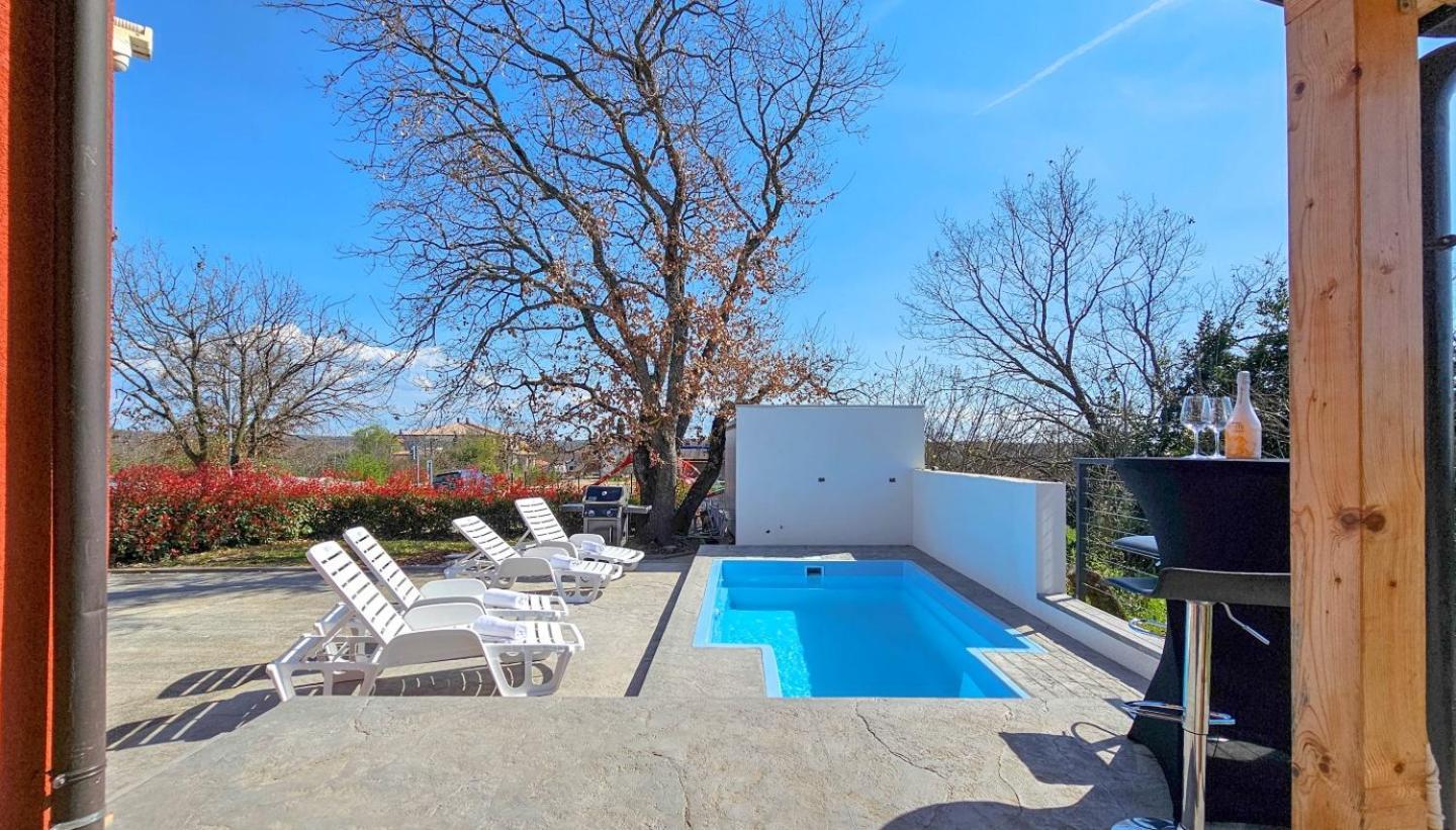 Casa Lutoma Villa Kmeti Luaran gambar