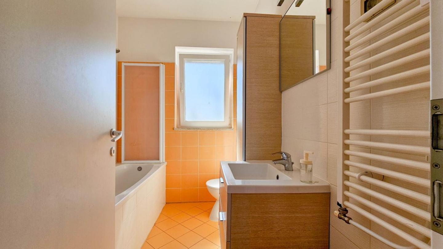 Casa Lutoma Villa Kmeti Luaran gambar